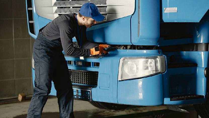 Karahanlı Ağır Vasıta Tamirhane 724 Yol Yardım Yalova